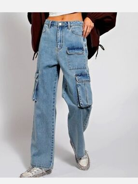 339 easel Light Blue Cargo Jeans